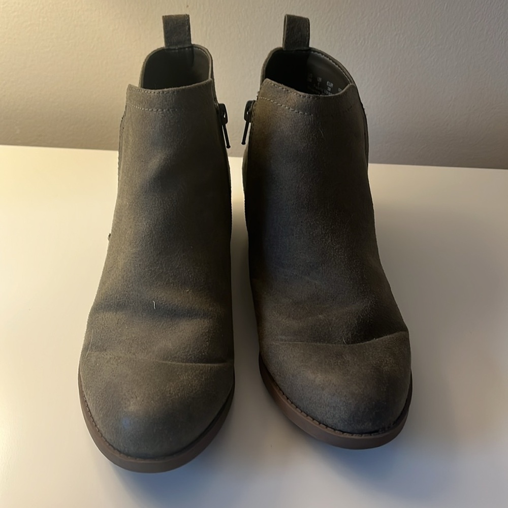 Women's Suede Ankle Boots - Dark Green - Picture 2 of 5